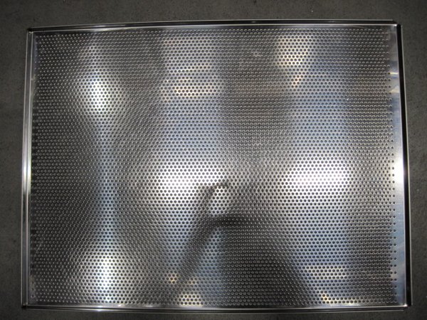 Lochbl.ES 78x58 3rd 5mm rdl Stärke 1mm, kurze Seite offen